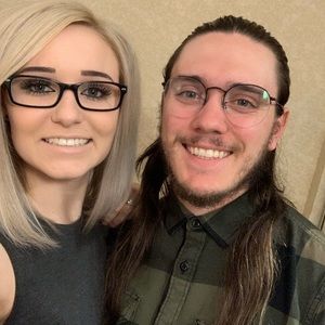 Meet your Posher, Ellisa